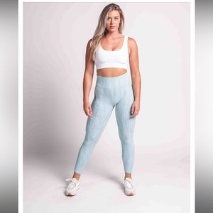 P’tula 23” The Peak Legging